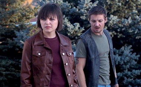 Ginnifer Goodwin, Jeremy Renner - Love Comes to the Executioner - Z filmu