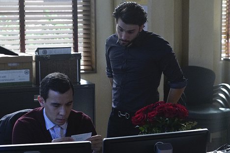 Conrad Ricamora, Jack Falahee - How to Get Away with Murder - No More Blood - Photos
