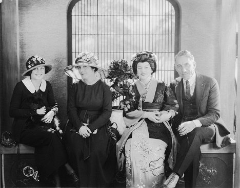 Viola Dana, Henry Otto - The Willow Tree - Tournage