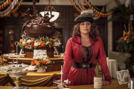 Polly Walker - Mr. Selfridge - Episode 4 - Photos