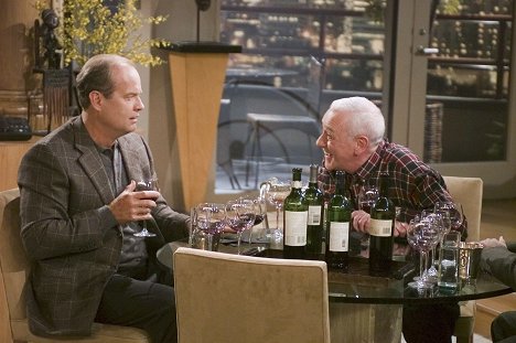 Kelsey Grammer, John Mahoney - Frasier - Photos