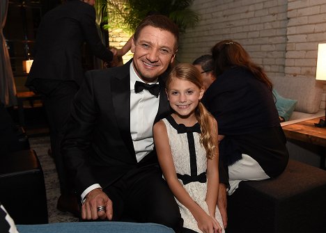 Jeremy Renner, Abigail Pniowsky - Arrival - Events
