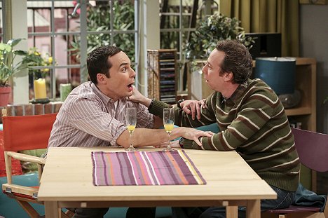 Jim Parsons, Kevin Sussman - The Big Bang Theory - The Fetal Kick Catalyst - Photos