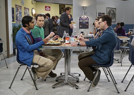 Kunal Nayyar, Jim Parsons, Simon Helberg, Johnny Galecki - Teorie velkého třesku - Zneuznaný génius - Z filmu