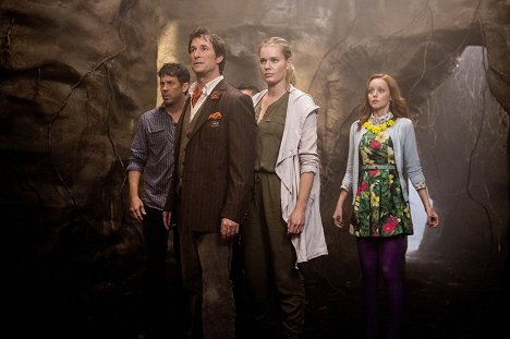 Christian Kane, Noah Wyle, Rebecca Romijn, Lindy Booth - The Librarians - And the Rise of Chaos - Photos