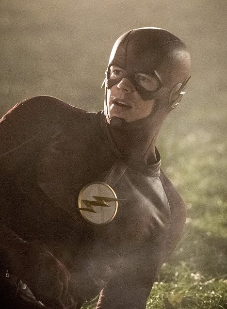 Grant Gustin - The Flash - Invasion! - Photos