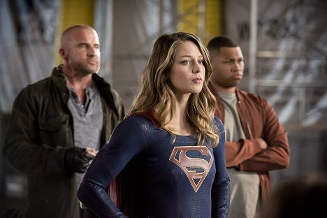 Dominic Purcell, Melissa Benoist, Franz Drameh - The Flash - Invasion! - Photos