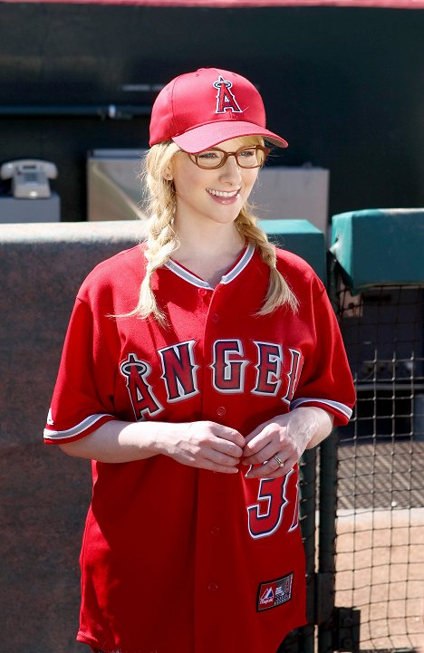 Melissa Rauch - The Big Bang Theory - The First Pitch Insufficiency - Photos