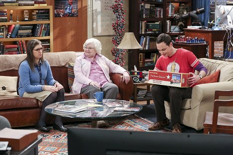 Mayim Bialik, June Squibb, Jim Parsons - The Big Bang Theory - Der Besuch der alten Dame - Filmfotos