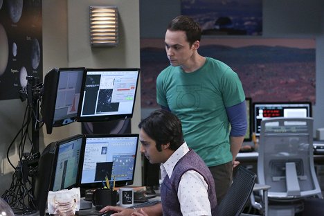 Kunal Nayyar, Jim Parsons - Big Bang - La sublimación de la venta - De la película