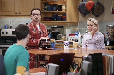 Johnny Galecki, Kaley Cuoco - The Big Bang Theory - The Mystery Date Observation - Photos