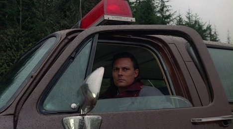 Michael Horse - The X-Files - Shapes - Photos