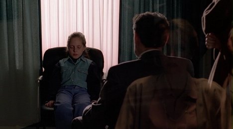 Andrea Libman - The X-Files - Born Again - Van film