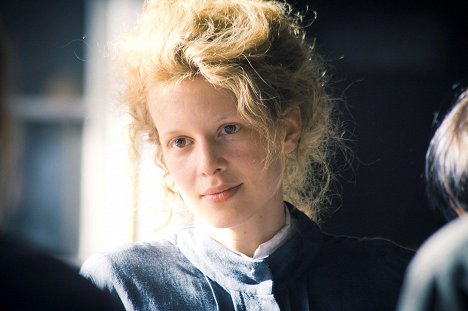Karolina Gruszka - Marie Curie - De la película