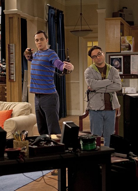 Jim Parsons, Johnny Galecki - The Big Bang Theory - The Herb Garden Germination - Photos