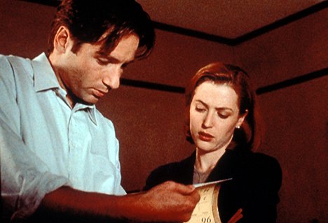 David Duchovny, Gillian Anderson - The X-Files - Sanguinarium - Film