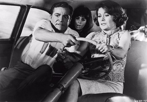 Dana Andrews, Jeanne Crain - Hot Rods to Hell - Photos