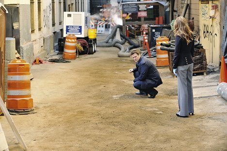 Nathan Fillion - Castle - The Fast and the Furriest - Photos