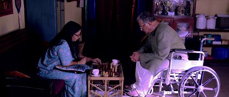 Shabana Azmi, Girish Karnad - Chalk N Duster - Film
