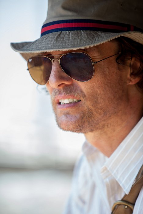 Matthew McConaughey - Gold - Photos