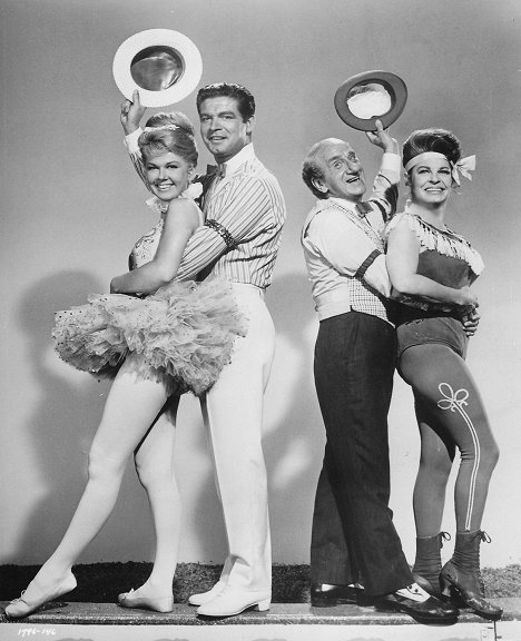 Doris Day, Stephen Boyd, Jimmy Durante, Martha Raye - Maailman ihanin tyttö - Promokuvat