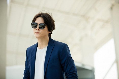 Won Joo - Teukgeun - De la película