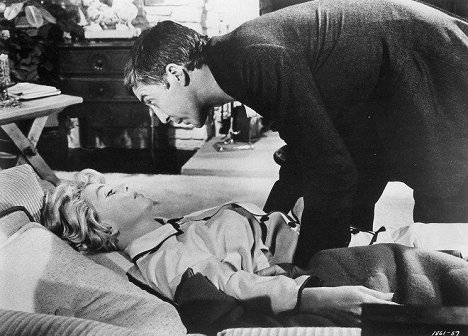 Doris Day, Patrick O'Neal - Where Were You When the Lights Went Out? - Van film