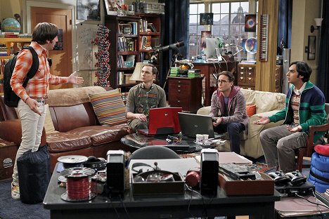 Simon Helberg, Jim Parsons, Johnny Galecki, Kunal Nayyar - The Big Bang Theory - The Weekend Vortex - Van film