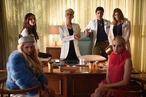 Abigail Breslin, Brooke Shields, Jamie Lee Curtis, John Stamos, Kirstie Alley, Emma Roberts - Scream Queens - Lovin the D - Promo