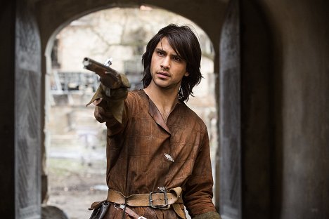 Luke Pasqualino - The Musketeers - Friends and Enemies - Photos