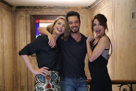 Yasemin Allen, Murat Boz, İrem Sak - Dönerse Senindir - Making of