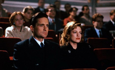 Michael Douglas, Melanie Griffith - Felhők közül a nap - Filmfotók