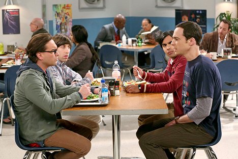 Johnny Galecki, Simon Helberg, Kunal Nayyar, Jim Parsons - The Big Bang Theory - The Status Quo Combustion - Photos
