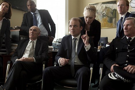 Donald Sumpter, Rory Kinnear, Lindsay Duncan - Black Mirror - L'Hymne national - Film