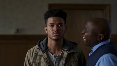 Trevor Jackson, Steve Harris - Burning Sands - Van film