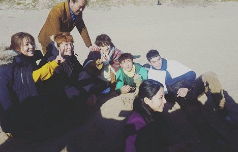 Jin-hee Baek, Jung Kyung-ho, Sang-ho Kim, Chanyeol, Oh Jung-se, Tae-joon Choi - Missing9 - Dreharbeiten