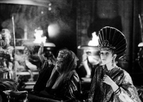 Giancarlo Badessi, Helen Mirren - Caligula - Making of