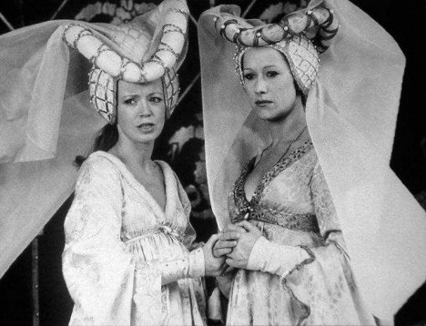 Angharad Rees, Helen Mirren - As You Like It - Kuvat elokuvasta