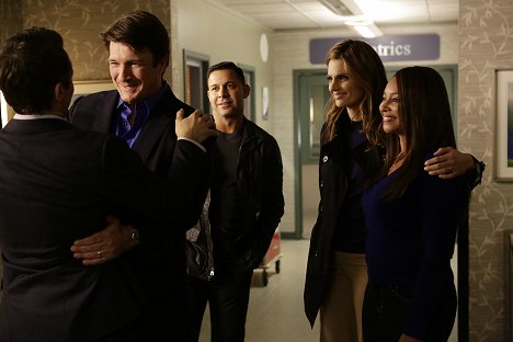 Nathan Fillion, Jon Huertas, Stana Katic, Tamala Jones - Castle - Votre mort est un ordre - Film