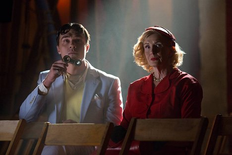 Finn Wittrock, Frances Conroy - American Horror Story - Monsters Among Us - Photos