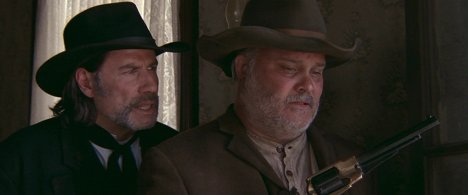John Travolta, Tommy Nohilly - In a Valley of Violence - Film