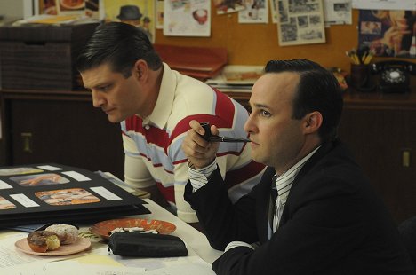 Jay R. Ferguson, Danny Strong - Mad Men - Chinese Wall - Photos