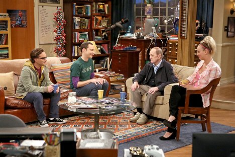 Johnny Galecki, Jim Parsons, Bob Newhart, Kaley Cuoco - The Big Bang Theory - The Proton Displacement - Photos
