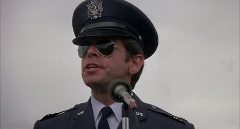 William Devane - El expreso de Corea - De la película