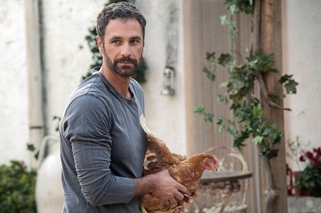 Raoul Bova - Ever Been to the Moon? - Photos