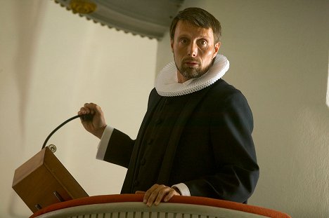 Mads Mikkelsen - Adam's Apples - Photos