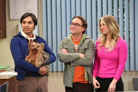 Kunal Nayyar, Johnny Galecki, Kaley Cuoco - The Big Bang Theory - The Locomotive Manipulation - Photos