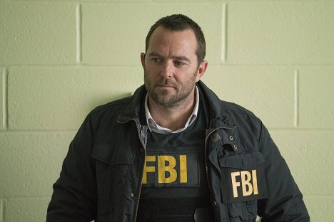 Sullivan Stapleton - Blindspot: Mapa zbrodni - If Love a Rebel, Death Will Render - Z filmu