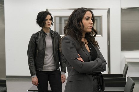 Jaimie Alexander, Audrey Esparza - Blindspot - If Love a Rebel, Death Will Render - Photos