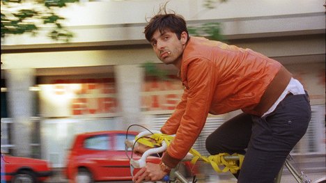 Akin Sipal - The Bicycle - Z filmu